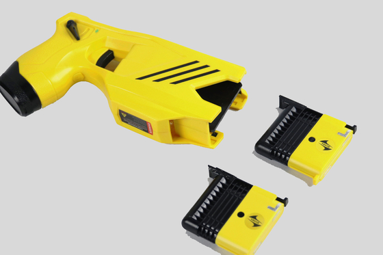 Beli Anti Rusuhan Pistol Stun Kekuatan Kuat Kompatibel Dengan Shock Lidah Semprot Remote Restraint pembuatan online
