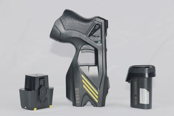HUHS TX100P Waterproof IP57 Stun Gun dengan tegangan output 55KV dan baterai isi ulang untuk penegak hukum