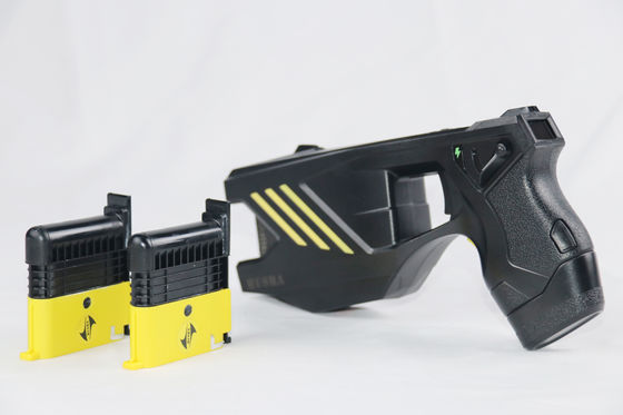 HUSHA TX200P Double Shots Stun Gun dengan IP57 Waterproof dan 55KV Output Voltage untuk Penegak Hukum
