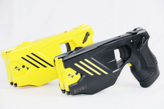 HUSHA Double Shots Stun Gun dengan baterai 7.4V 1400mAh dan IP57 Waterproof Defense Weapon